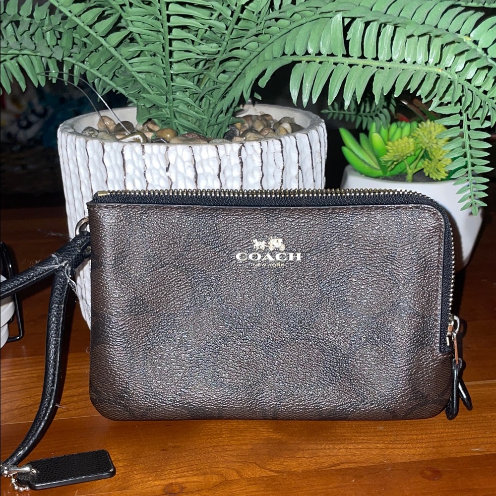 Coach Brown Leather Wallet Compact Design